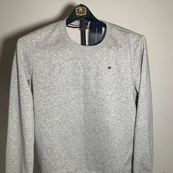 NWT Tommy Hilfiger Jersey Knit Sweatshirt in Grey - Picture 1 of 2
